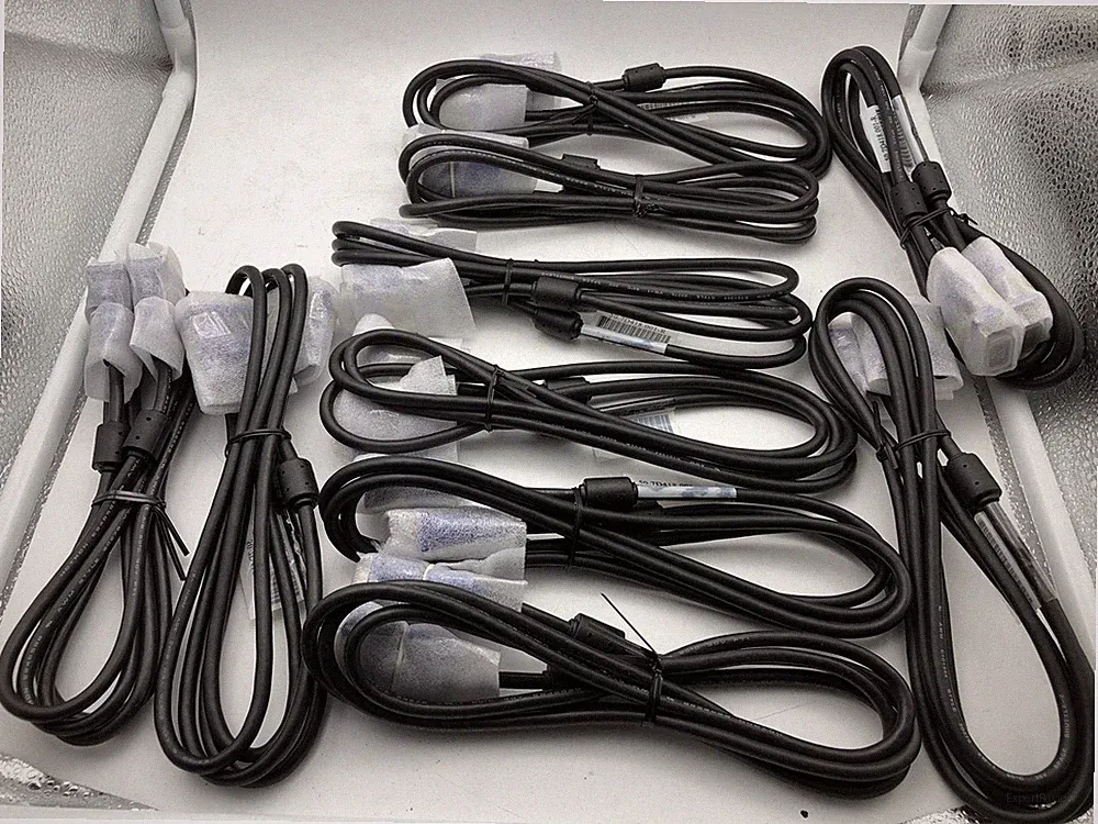 10x VGA Kabel für PC, Monitor, TFT, Beamer - Länge zwischen 170-198cm >Händler<