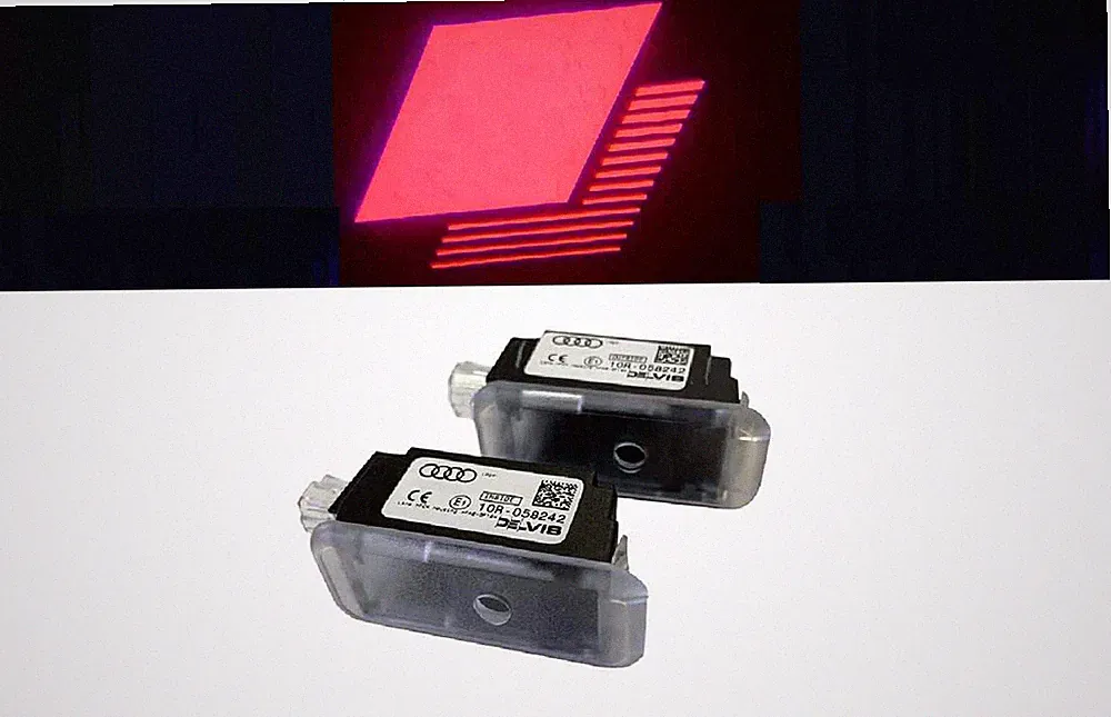 2 Stück Original Audi Sport Raute Edition Audi LED Einstiegsbeleuchtung Tür Logo