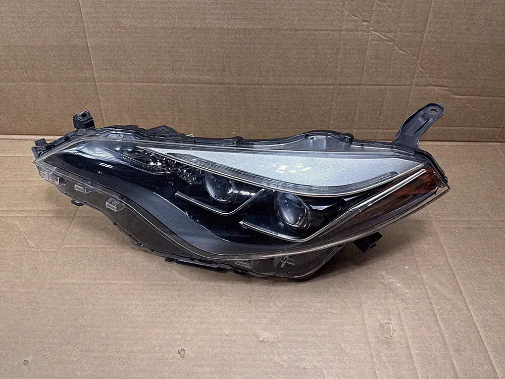 2017-2019 Toyota Corolla Left Driver Dual Projector LED Headlight OEM SE XSE XLE