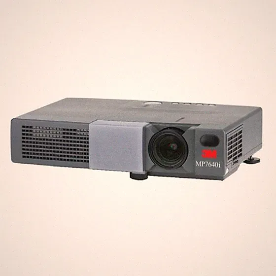 3M MP7740i LCD Videoprojektor XGA 1200 Lumen Tragbar Präsentation