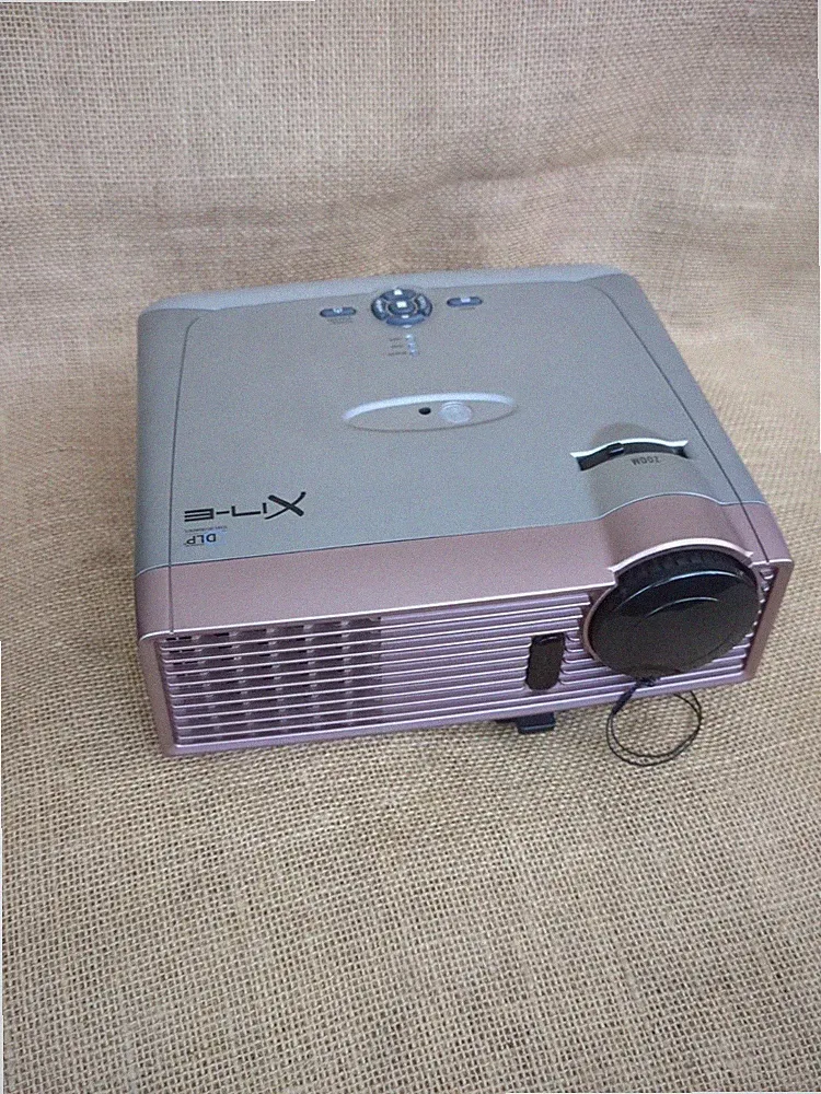 PURSHE DLP-Beamer