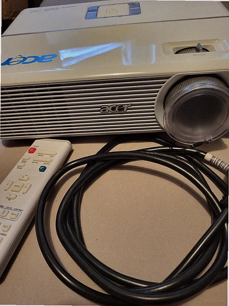 ACER BRILLIANT COLOR H6500 FULL HD 1080P DLP PROJEKTOR 2X HDMI - LAMPE NEU