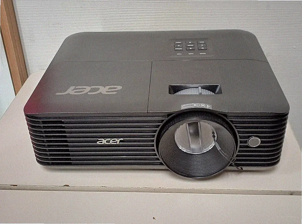 Acer DSV1912 DLP-Projektor 4500 Lumen kabellos 4:3 Aspekt