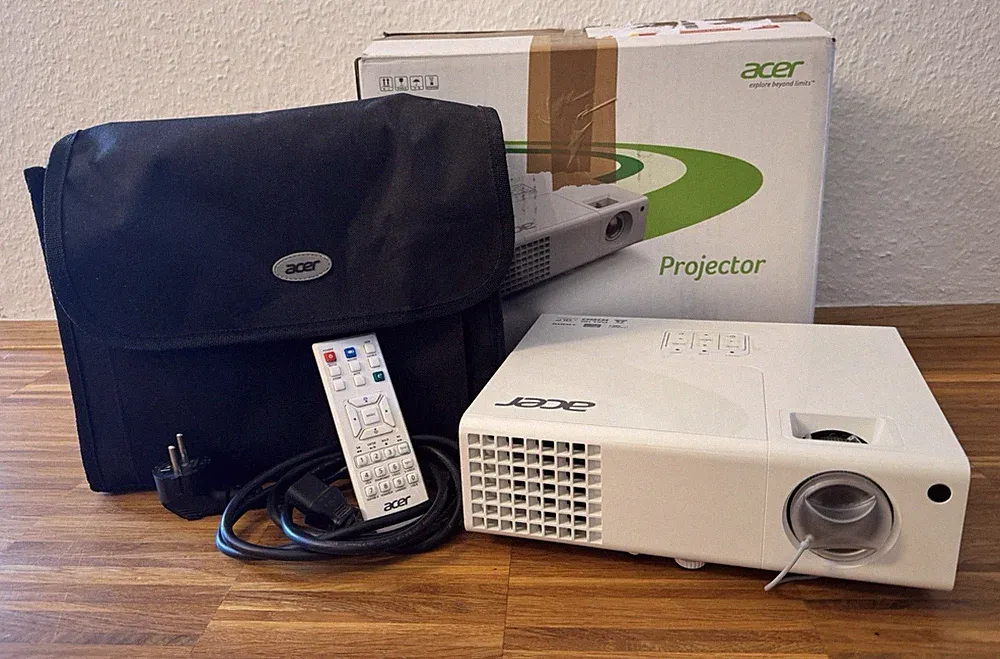 Acer H6510BD Full-HD DLP Beamer – nur 919 von bis zu 7000 Lampenstunden – OVP