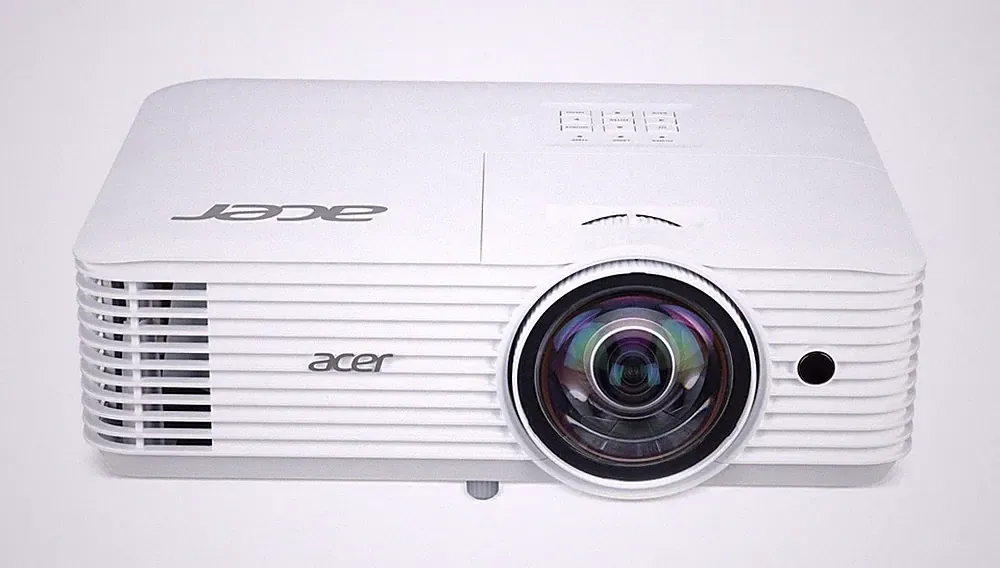 Acer H6518STi Heimkino Kurzdistanz Beamer 3500 ANSI Lumen
