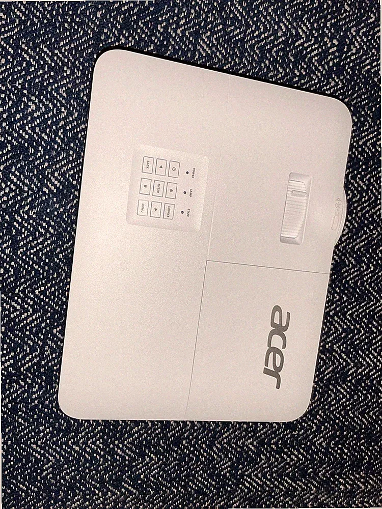 ACER Heimkino-Beamer D1P1914 (in weiß)