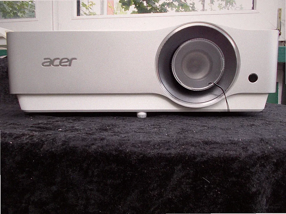 Acer-Laserbeamer VL7860