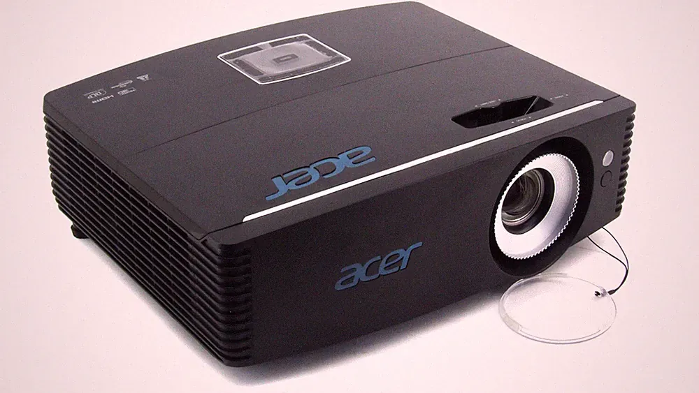 Acer P6200 Beamer 5000 Lumen 3D DLP Tageslicht-Projektor XGA 1024x768 Pixel