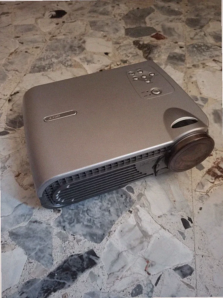 Acer PD-112 TV-Projektor, Heimkino Sport