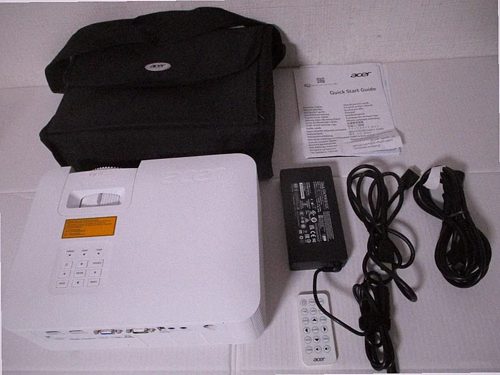 Acer Vero PL2530i Laser DLP-Projektor Beamer 5000ANSI-Lumen FullHD MR.JWU11.001