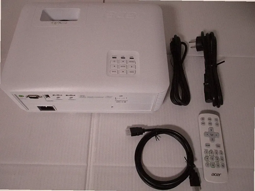 Acer Vero XL3510i Laser DLP-Projektor Beamer 5000ANSI-Lumen FullHD MR.JWQ11.001