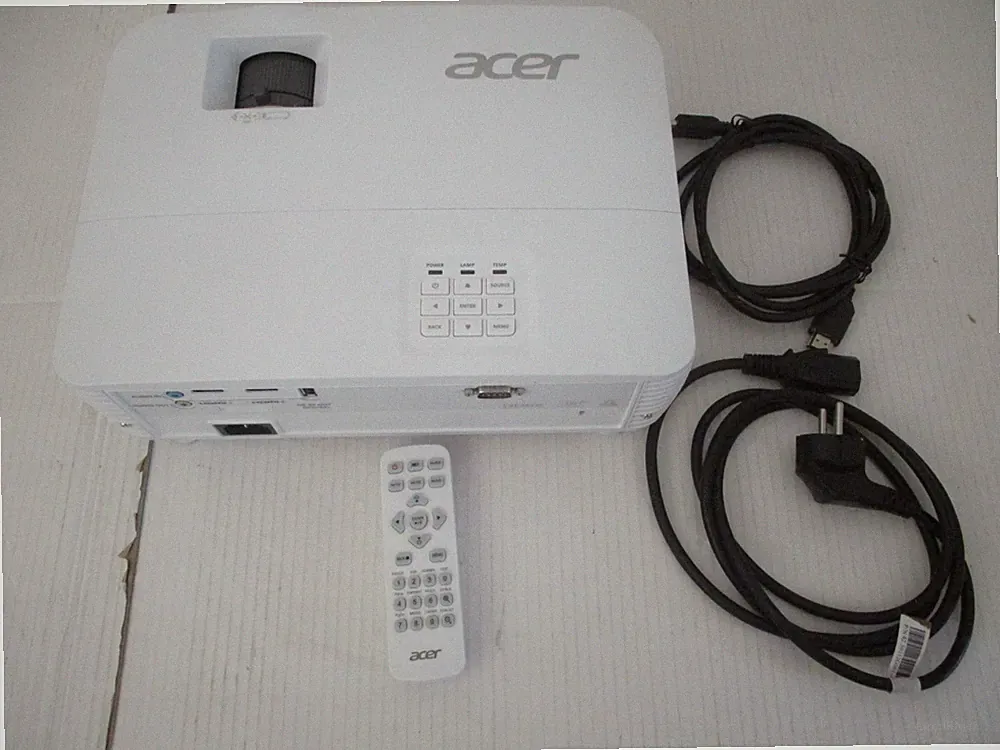 Acer X1629HK DLP-Projektor Beamer 4500 ANSI-Lumen WUXGA 1920x1200 MR.JV911.001