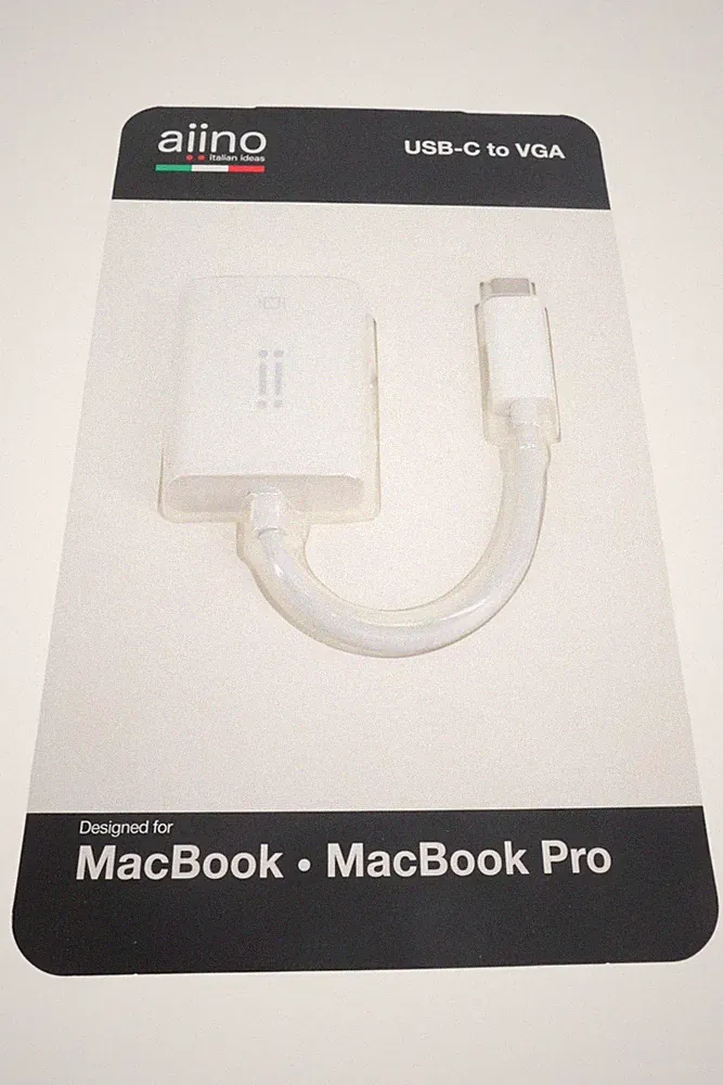 AMAZONAS USB-C zu VGA Adapter Weiß für MacBook Pro Monitor Beamer
