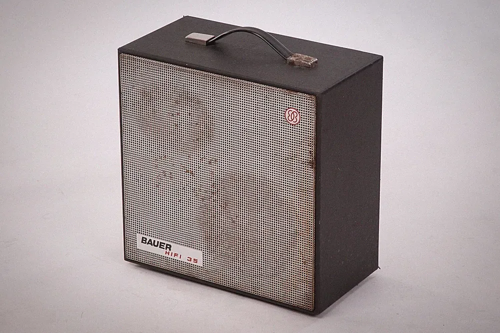 Bauer HiFi 35, Lautsprecherbox für Projektor.