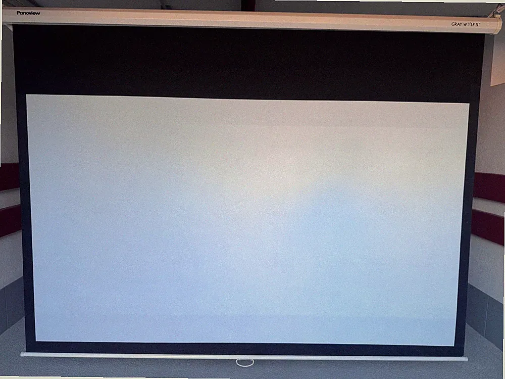 Beamer Leinwand Rollo