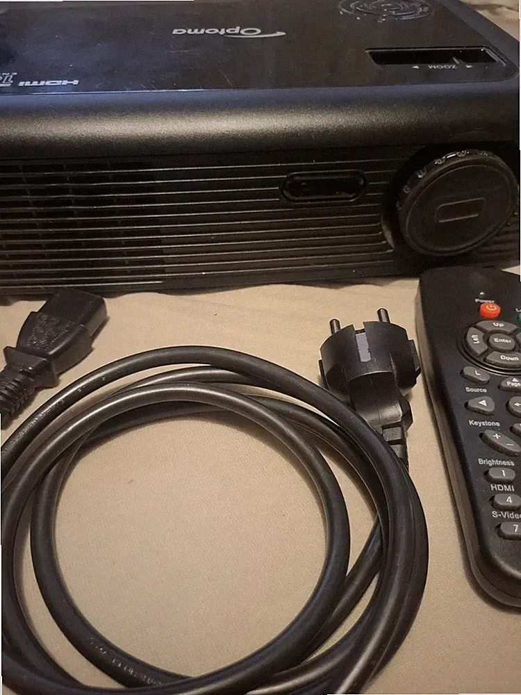 Beamer Optoma EW531 WXGA HDMI 120Hz 3D - mit nagelneuer Lampe