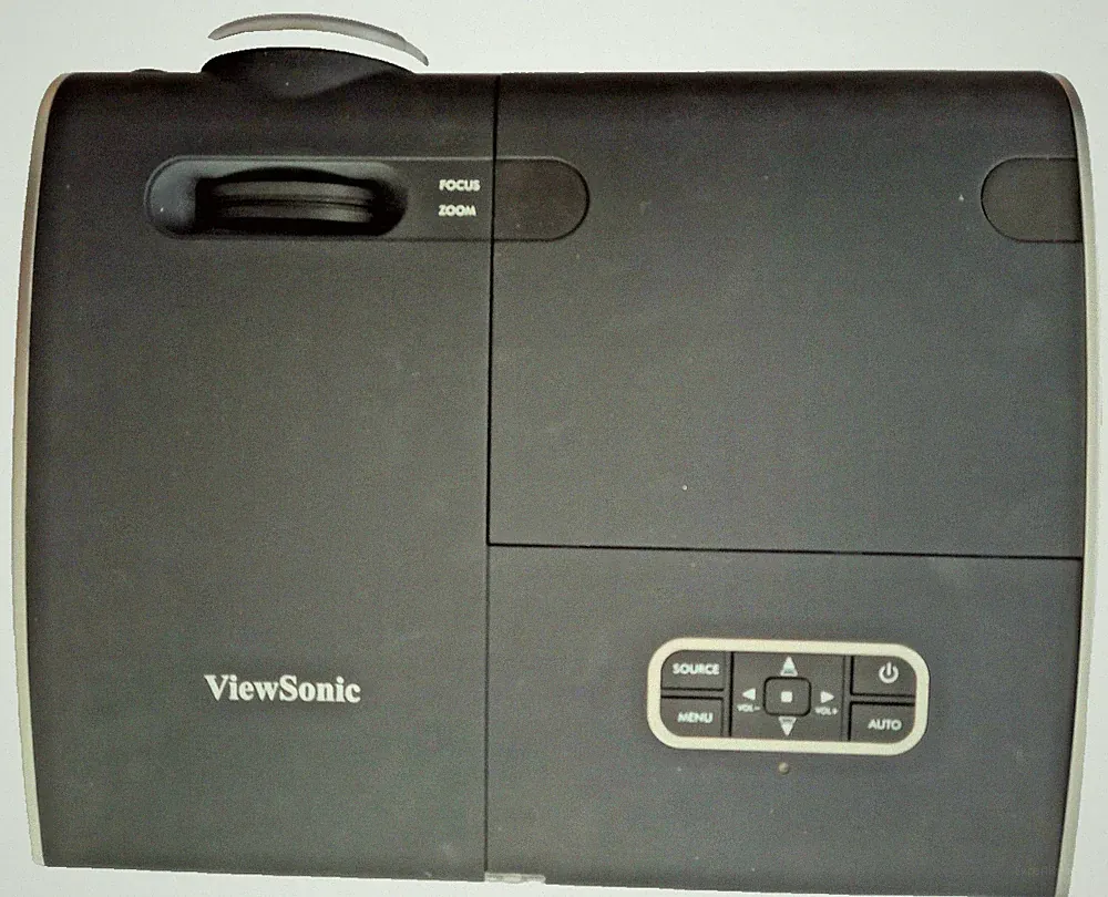 Beamer/ Projektor ViewSonic PJ588D DLP Projektor