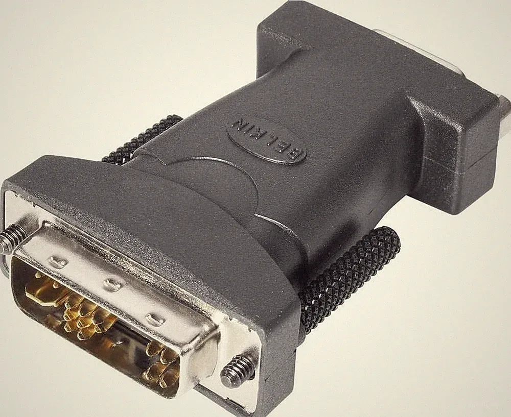 Belkin DVI/VGA Adapter HDMI Adapter Displayport Stecker für Monitor Beamer