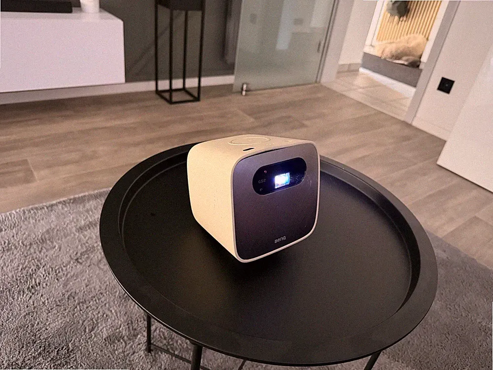 BenQ GS2 tragbarer Beamer Projektor weiß USB HDMI für Android iOS Windows