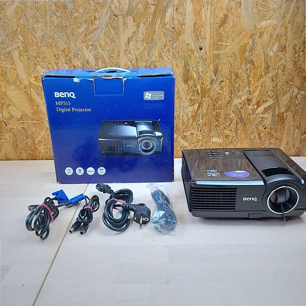 BenQ MP515 DLP Beamer Projektor 2500 ANSI HDMI VGA Heimkino Präsentation GEPRÜFT