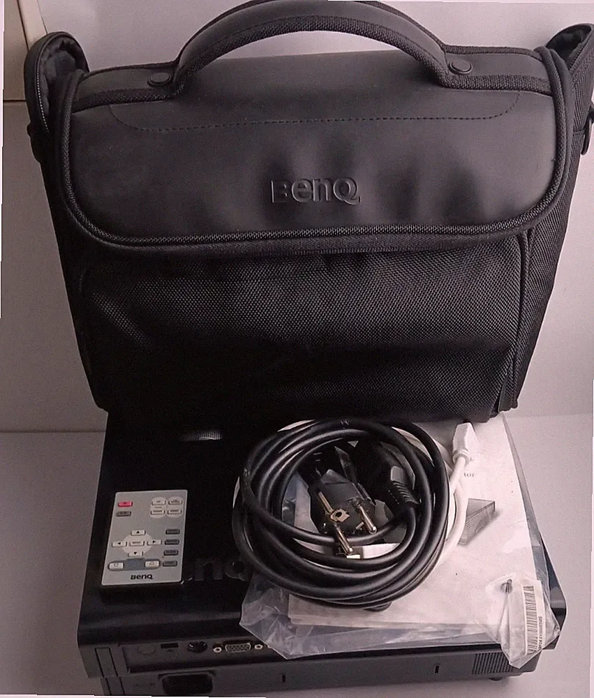 BenQ MP720p DLP Projektor Beamer mit Fernbedienung Tasche Kabel Anleitung