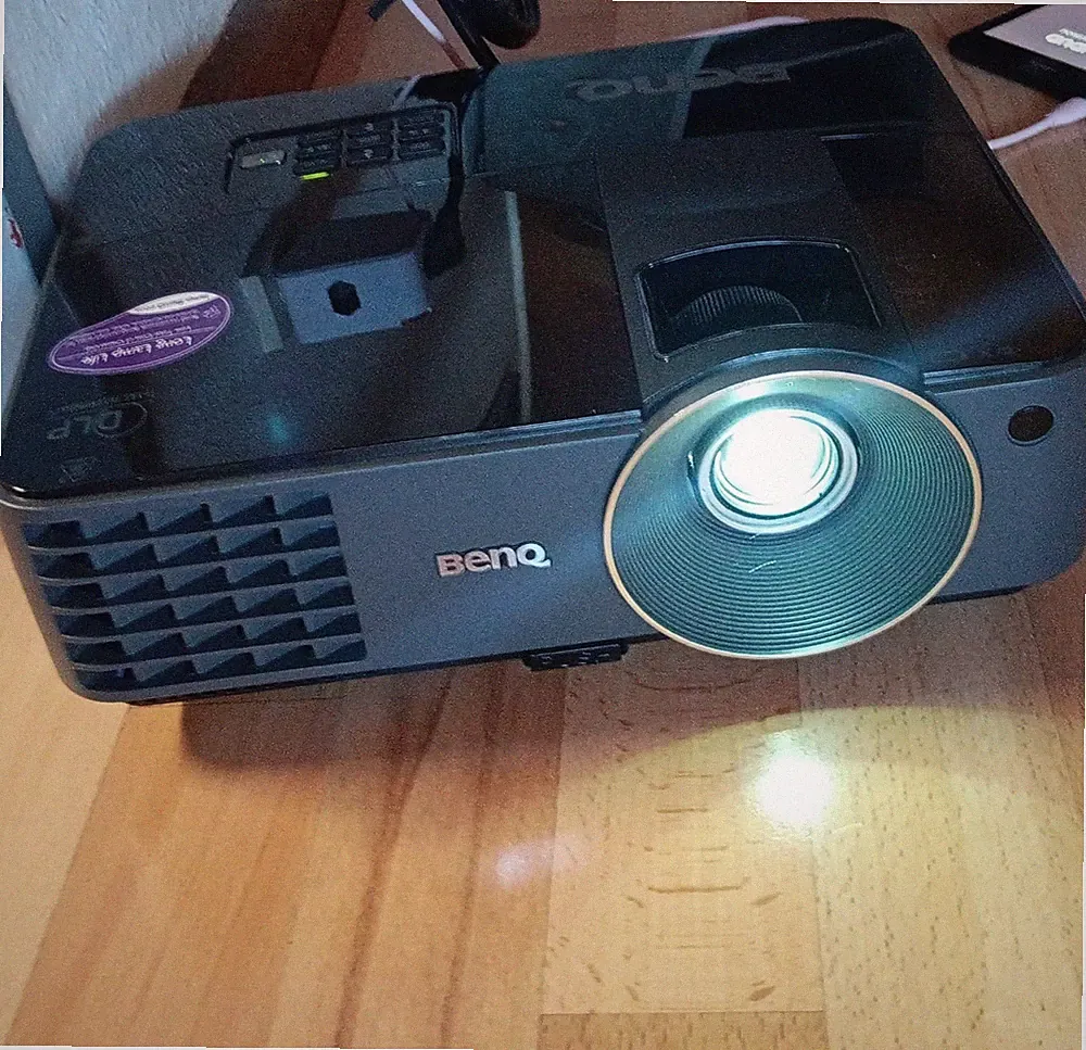 BenQ MS502 DLP-Projektor Beamer 2700 Lumen Getestet