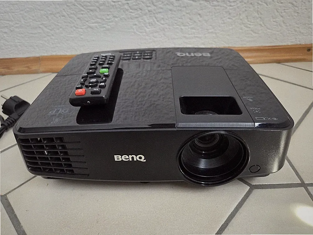 Benq MX505 Projektor Beamer