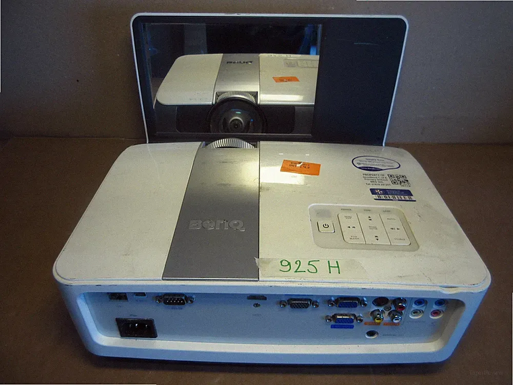 BENQ MX850UST Projector Beamer XGA DLP 2500 LUMENS HDMI - 925 H - EXCL REMOTE