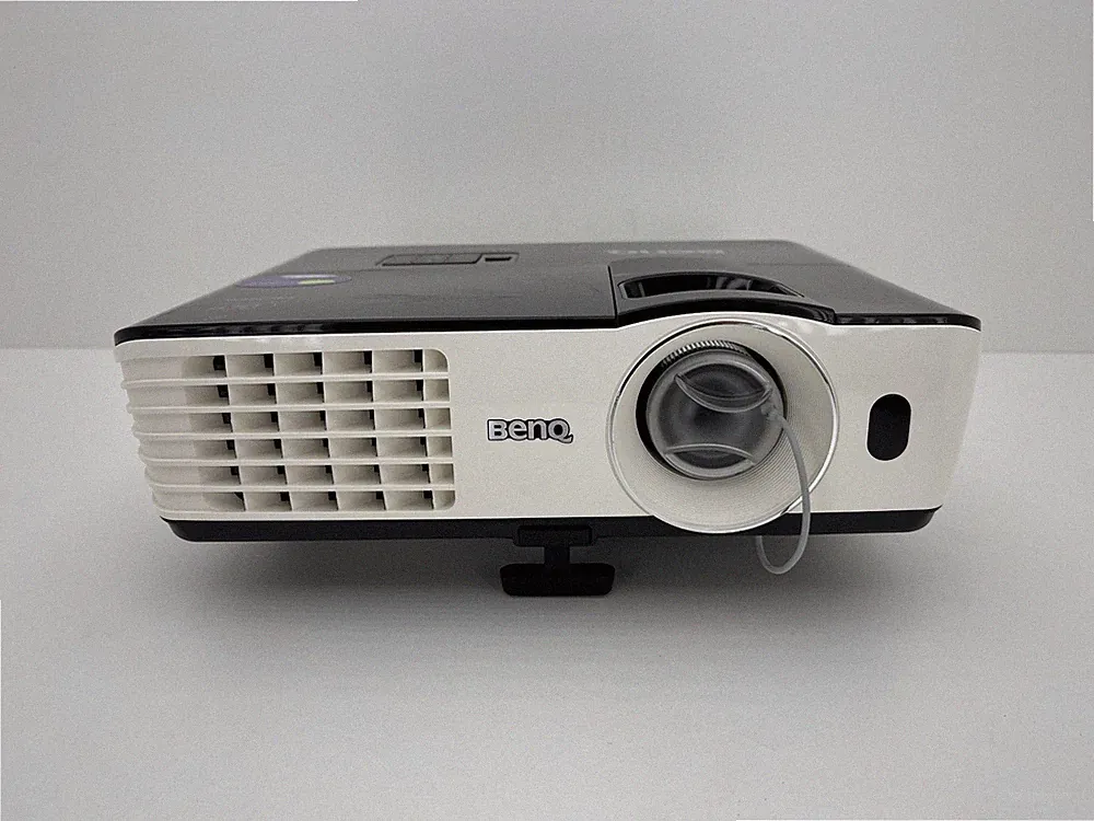 BenQ TH681 3D 144 Hz WUXGA FHD Business Beamer 3000 Lumen Lampe 2350 Stunden