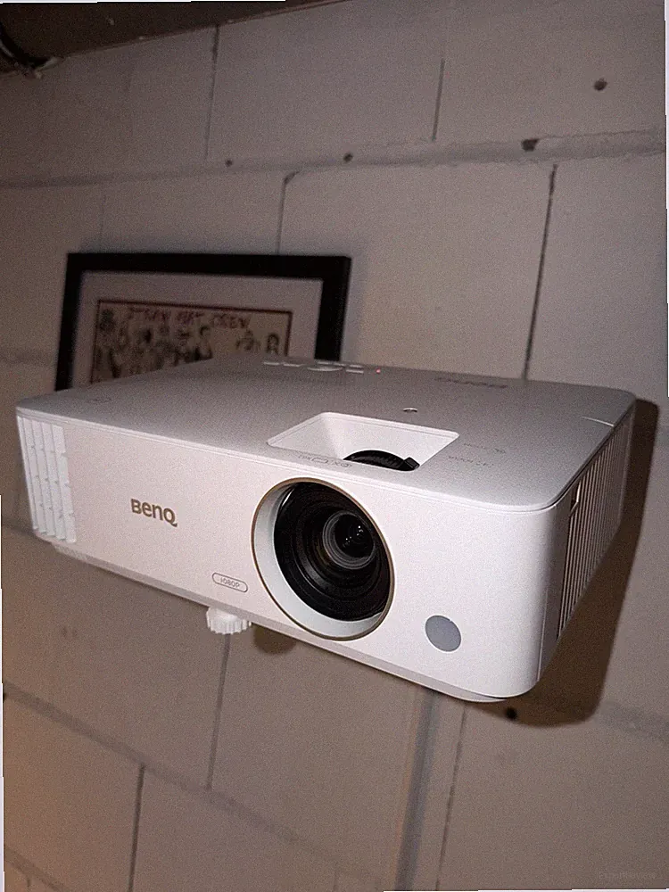 BenQ TH685i Beamer FullHD, 3500 ANSI Lumen, Ideal für Heimkino Gaming