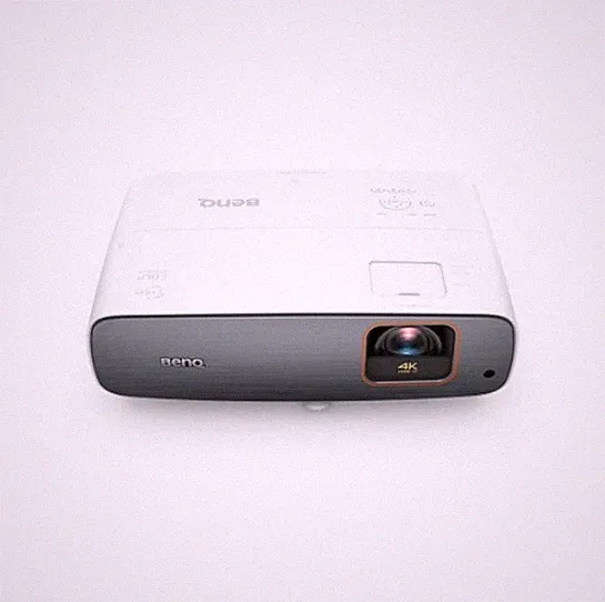 BenQ TK860i DLP-Projektor 4K UHD / 3300AL / Express / Original