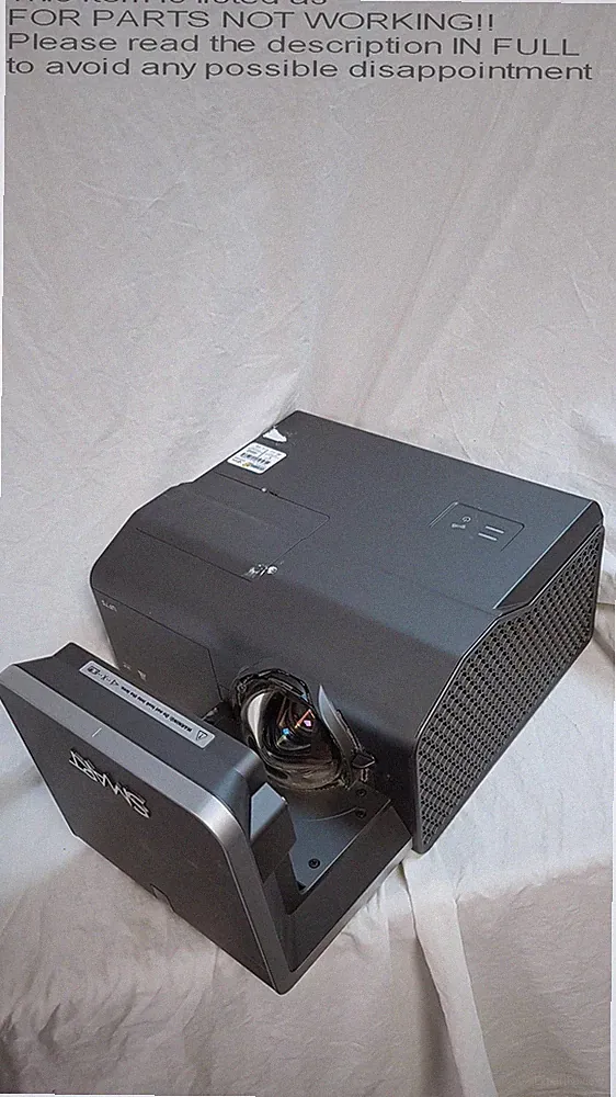 BESCHREIBUNG LESEN! Smart UF75 VGA HDMI DLP 3D Ready Kurzdistanzprojektor 7224 La