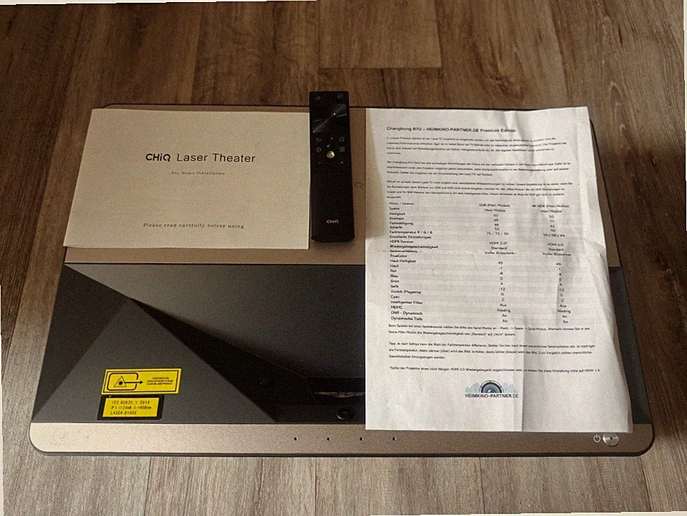 Changhong B7U 4K Laser TV UST Beamer mit OVP