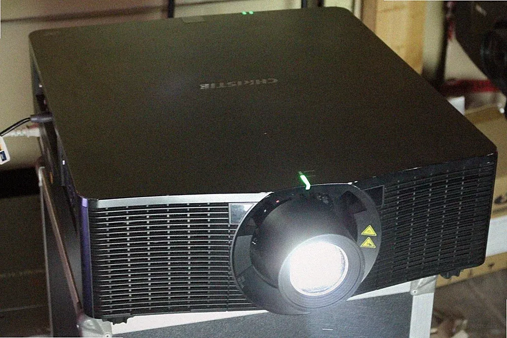 *Christie D12WU-H+2,0-4,0:1 Linse*DLP Beamer Projektor projector 12000ANSI WUXGA
