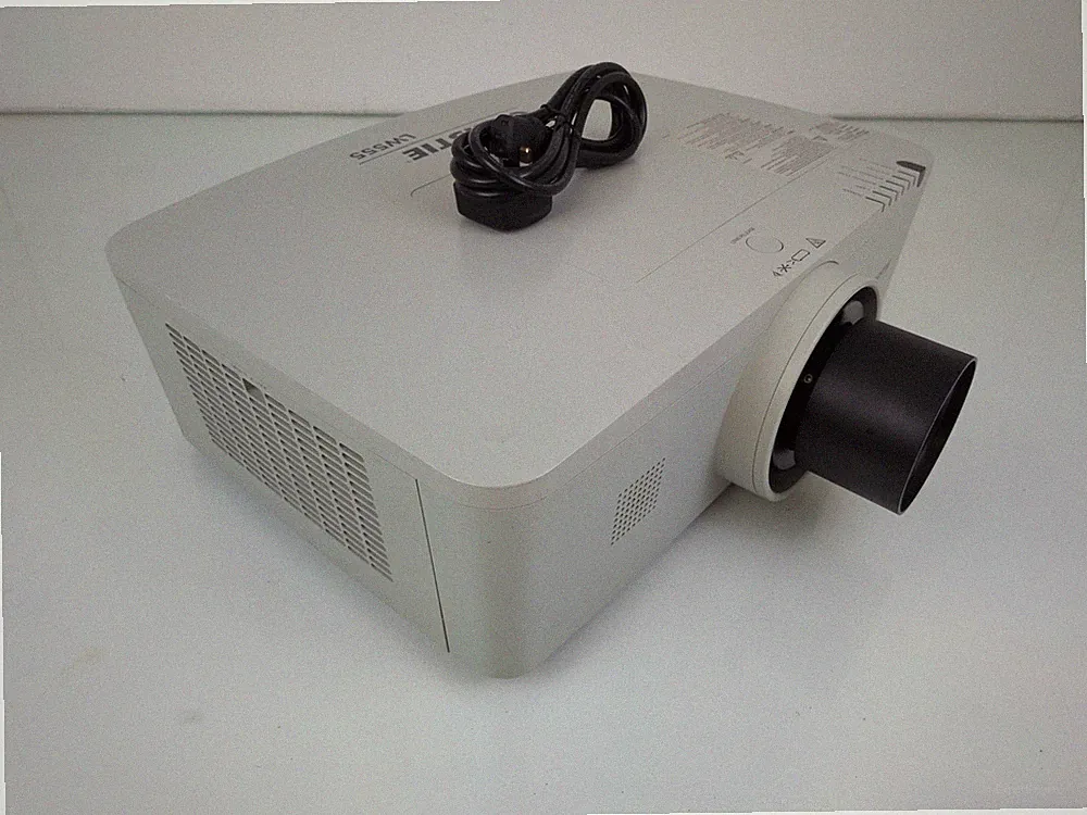 Christie LW555 3LCD HD Projektor 16:9 5500 Lumen - ohne Lampe