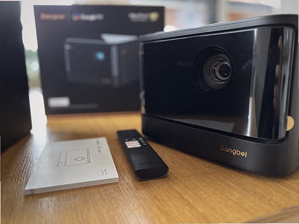 Dangbei Mars Pro 2 – 4K Laser Beamer | Wie NEU (Jan. 2025) | ca. 50h Laufzeit