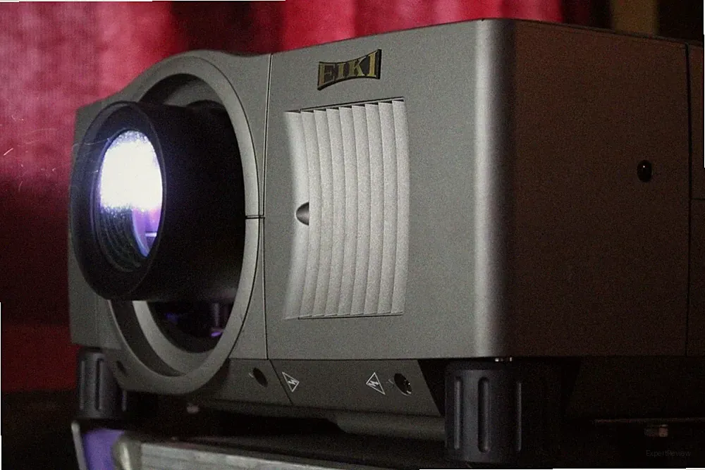 *Eiki LC-X4*LCD Beamer Projektor projector 5200 Ansi Lens-Shift(Sanyo PLC-XF30N)