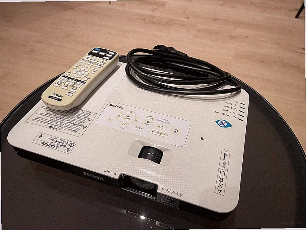 Epson EB-1781W Beamer