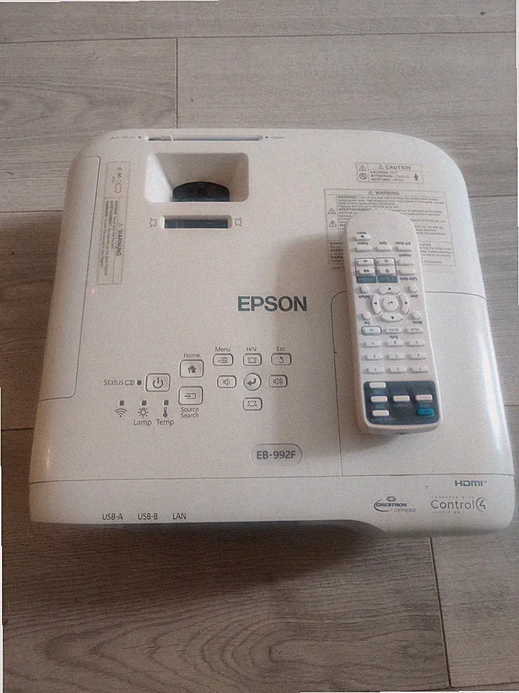 Epson EB-992F Beamer 4000 Lumen Top Zustand