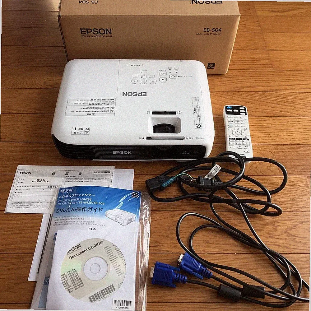 Epson EB-S04 LCD Beamer HDMI WiFi Ready 4:3 Kontrast über 1000 gebraucht