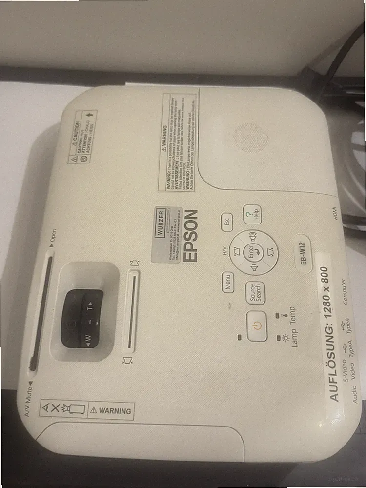 Epson EB-W12 3LCD Beamer Projektor 2800 Lumen WXGA HDMI + Tasche & Kabel