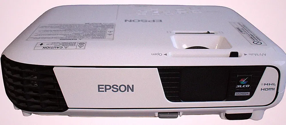 Epson EB W31 1J Garantie Projektor Heimkino 3200 Lumen Full HD 3LCD HDMI Gut