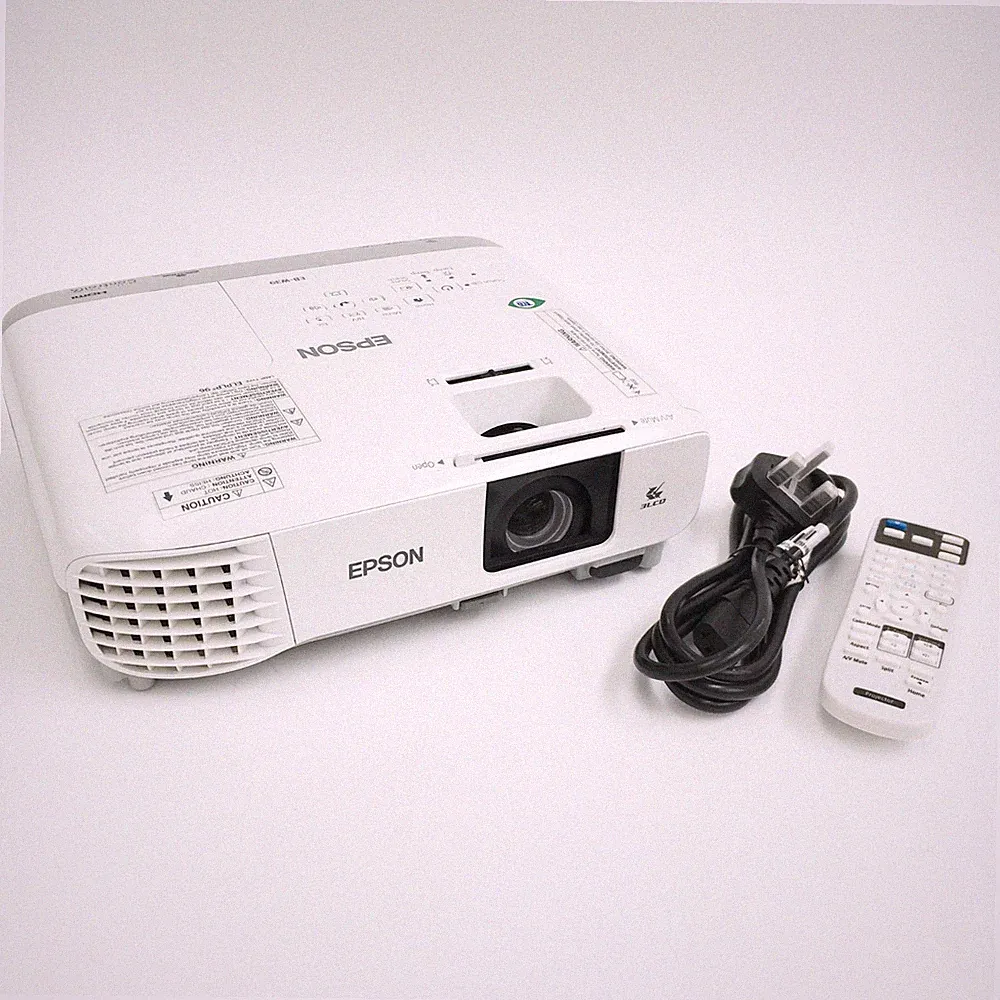 Epson EB-W39 3500 Lumen WXGA Breitbild HDMI Projektor + Fernbedienung 3781 Stunden gebraucht