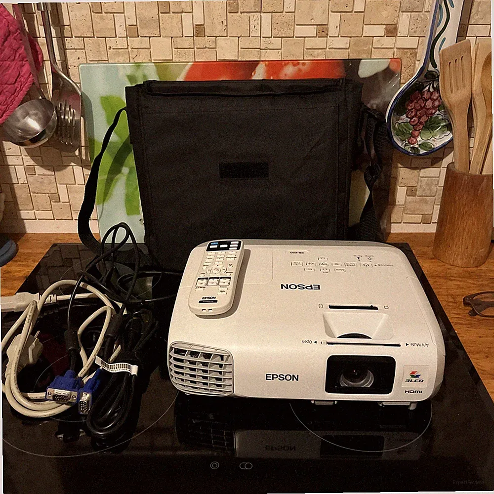 Epson EB-X20 (H570B) LCD-Beamer Set – inkl. Tasche & Kabel –VGA