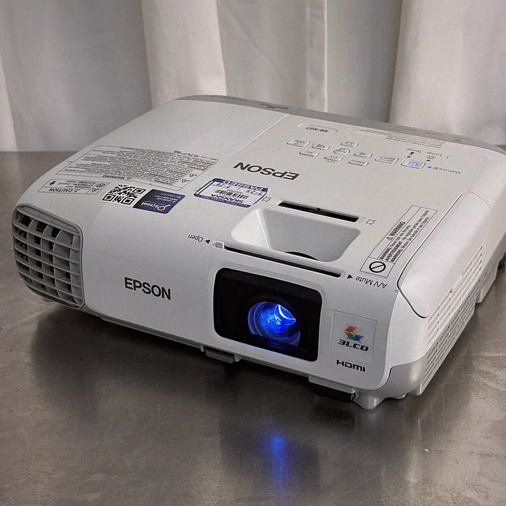 Epson EB-X27 Projektor HDMI Fernbedienung Netzteil getestet funktionstüchtig Lampe 4905