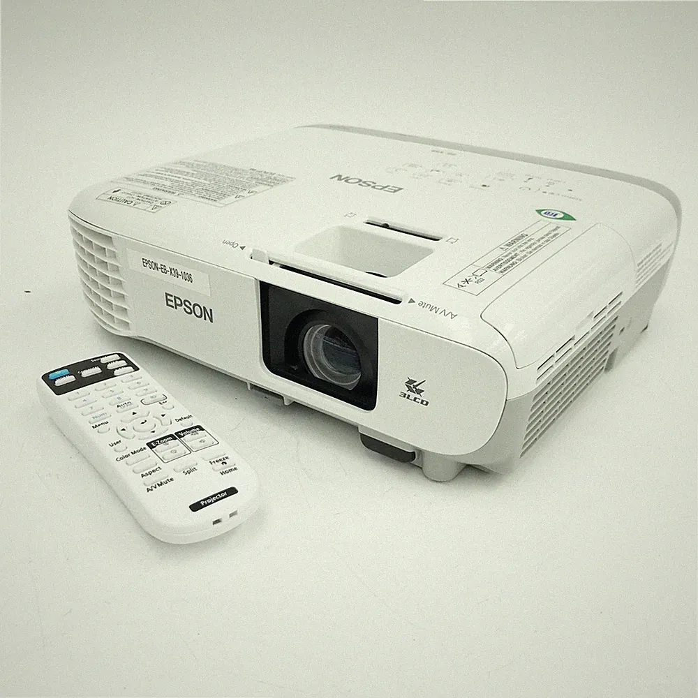 Epson EB-X39 3500 Lumen HDMI Heimkino Beamer + Fernbedienung - 1036 Stunden gebraucht