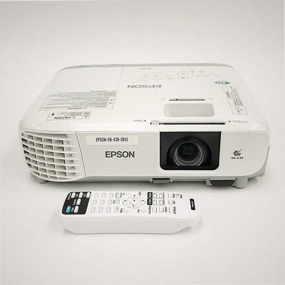 Epson EB-X39 3500 Lumen HDMI Heimkino Beamer + Fernbedienung - 2043 Stunden gebraucht