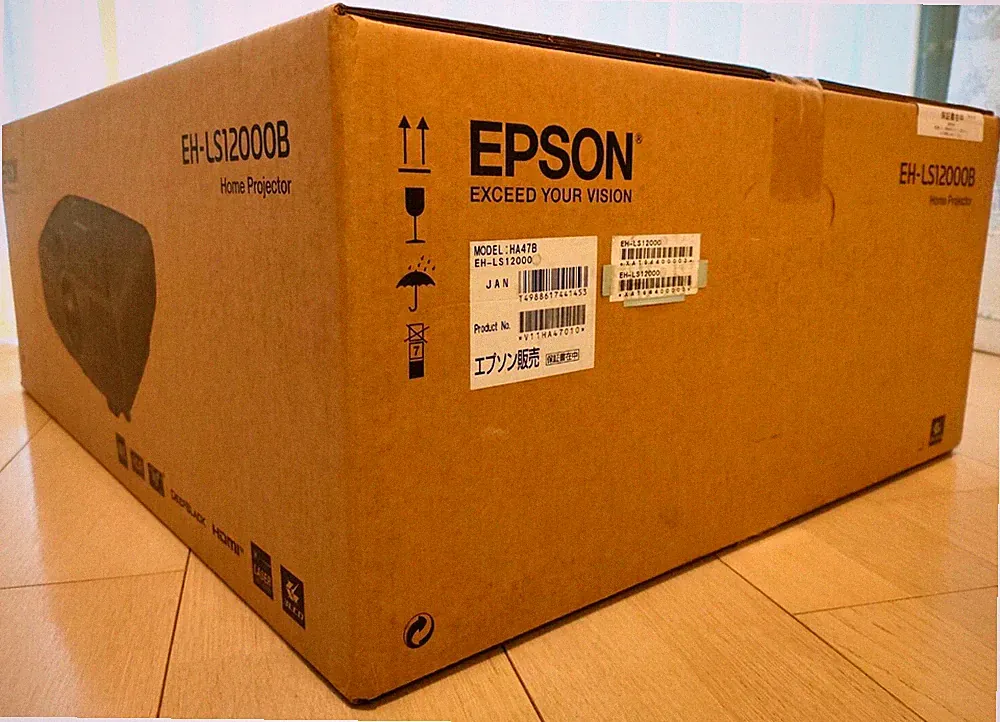 EPSON EH LS12000 B 4K PRO-UHD Laserprojektor 3LCD 2.700lm 100V-240V EH-LS12000