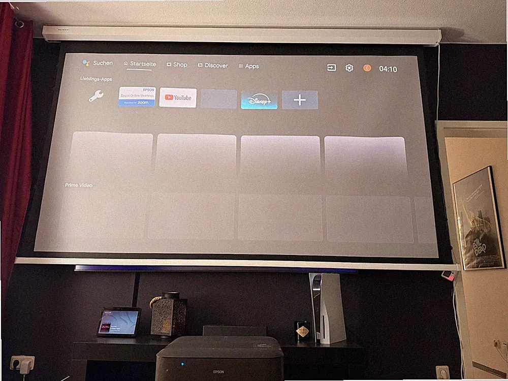 Epson EH-LS650B 4K UHD LaserTV 3LCD Ultrakurzdistanz-Projektor + Motorleinwand