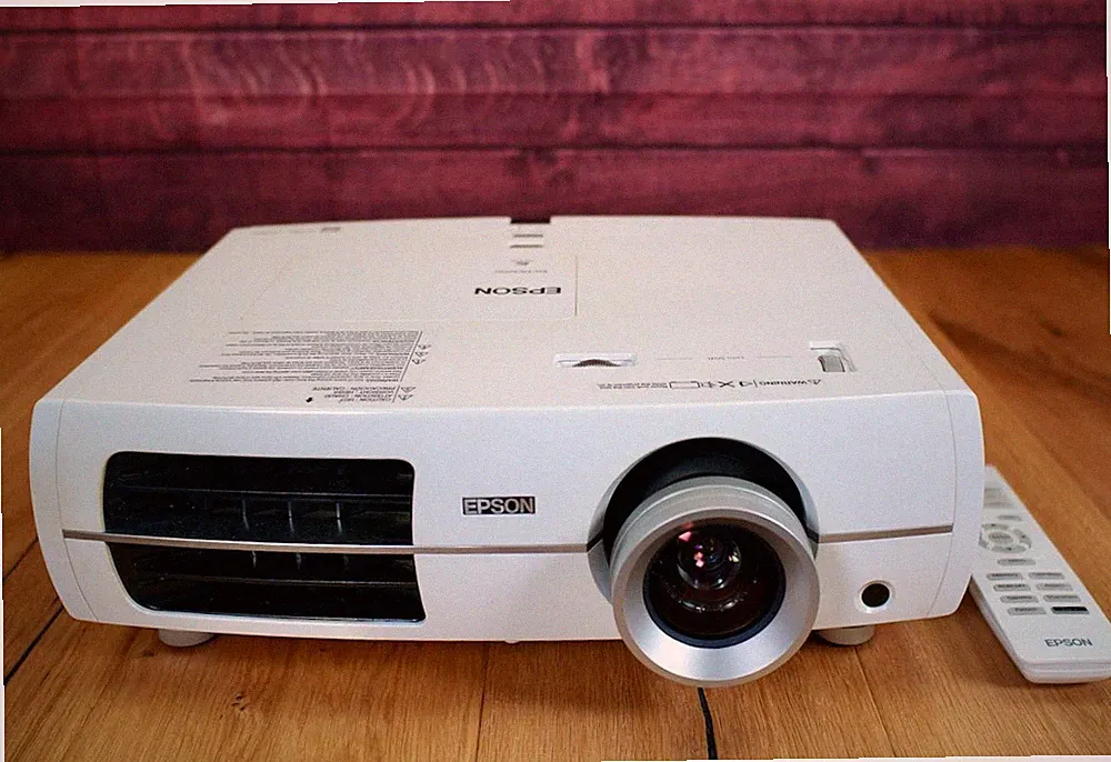 Epson EH-TW3200 Beamer